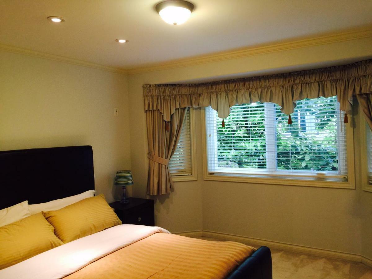Maple Guesthouse แวนคูเวอร์ ภายนอก รูปภาพ
